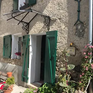 La Maison Des Soleils Séjour chez l'habitant Soleilhas